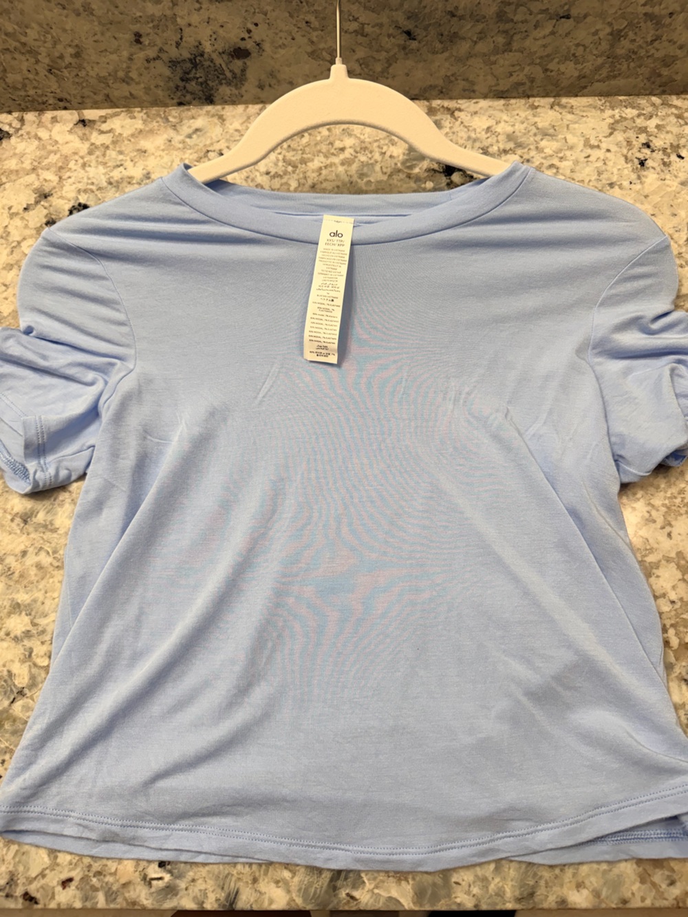 ALO Yoga Cropped All Day Short Sleeve - Picture 2 of 3
